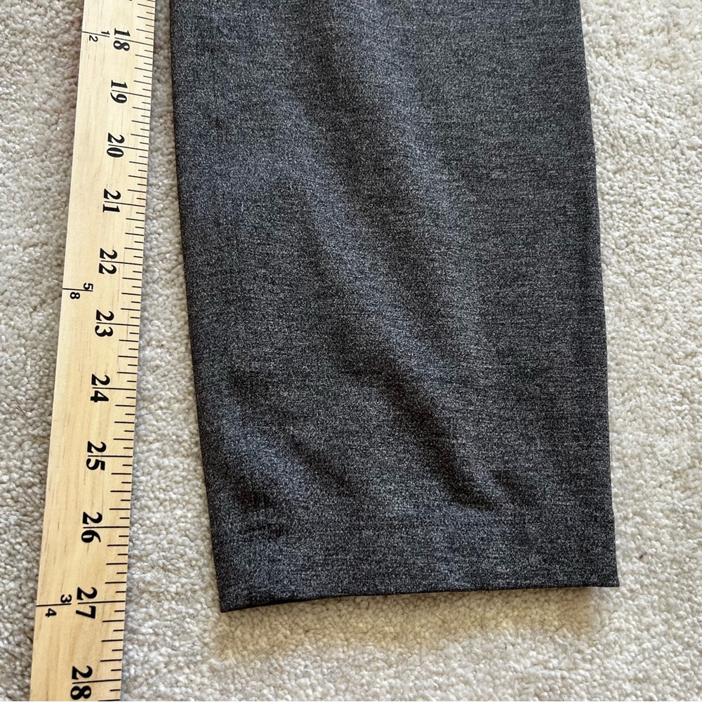 LULULEMON On The Fly Pant Size 6 Minimalist Stylish Chic Athleisure - Picture 7 of 8